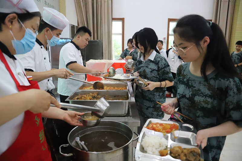 走进非遗基地   领略酿造文化——东方双语学校暑期研学训练营来到正信味业(图38)